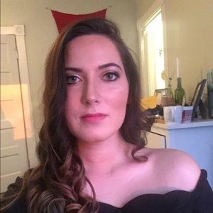 Meet your Posher, Maddi